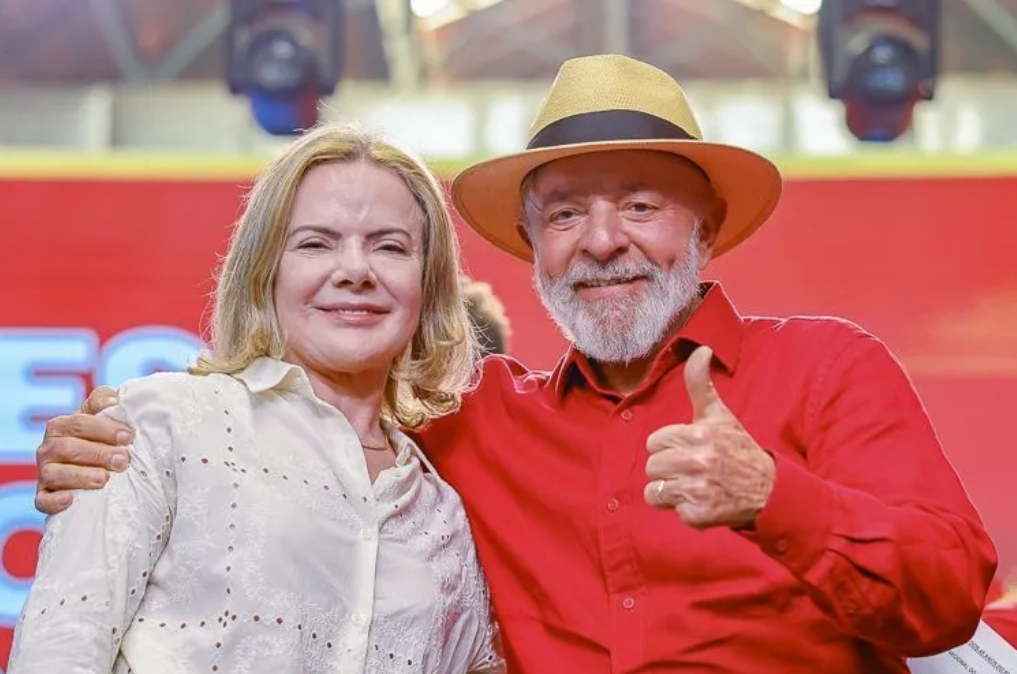 Gleisi Hoffmann toma posse hoje e assume articulação do governo Lula gleisi-hoffmann-toma-posse-hoje-e-assume-articulacao-do-governo-lula