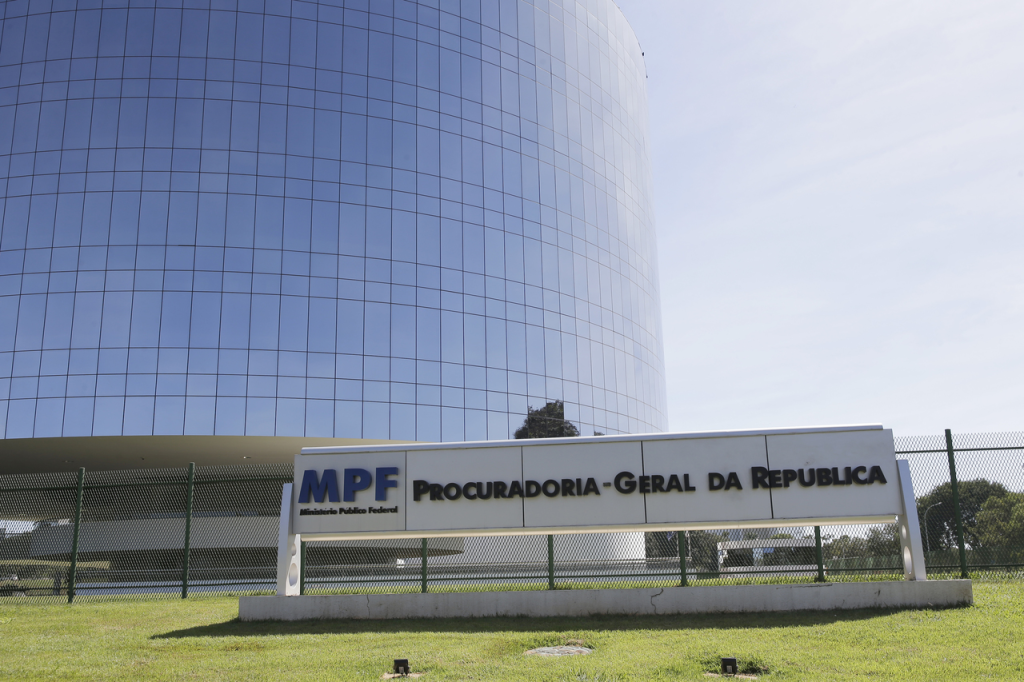 Moraes envia à PGR defesa de denunciados do núcleo 2 de suposta trama golpista moraes-envia-a-pgr-defesa-de-denunciados-do-nucleo-2-de-suposta-trama-golpista