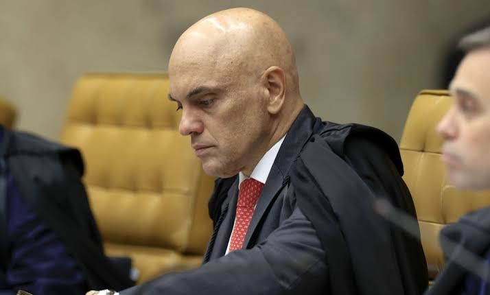 Moraes libera denúncia contra Bolsonaro para julgamento e pede data a Zanin moraes-libera-denuncia-contra-bolsonaro-para-julgamento-e-pede-data-a-zanin