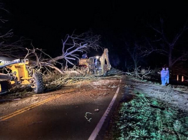 Número de mortos por tornados sobe para 36 nos EUA numero-de-mortos-por-tornados-sobe-para-36-nos-eua