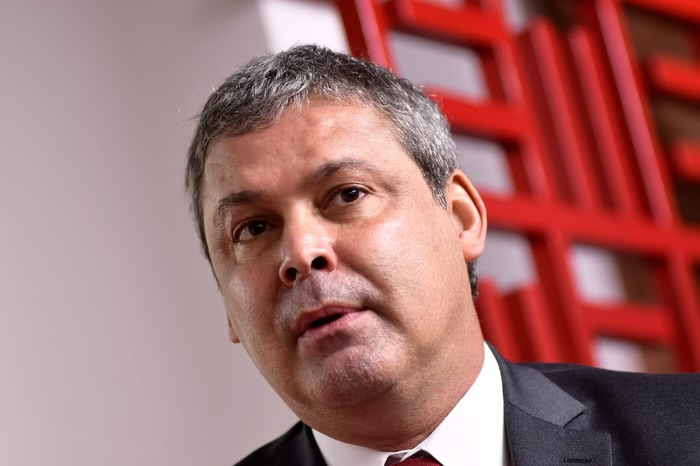 Líder do PT culpa Campos Neto por nova alta na Selic lider-do-pt-culpa-campos-neto-por-nova-alta-na-selic