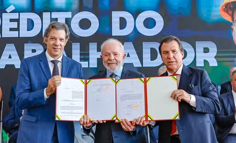 Lula enfrenta críticas nas redes com consignado CLT e prepara campanha lula-enfrenta-criticas-nas-redes-com-consignado-clt-e-prepara-campanha