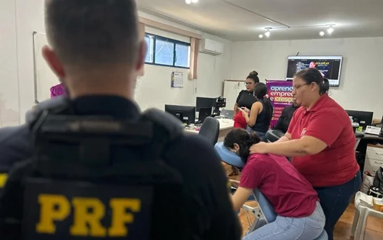 Em Rondônia, PRF realiza ação em respeito ao dia Internacional da Mulher