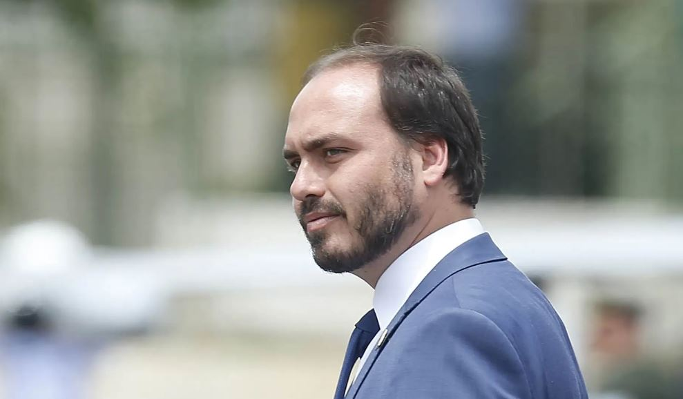 Abin paralela: Carlos Bolsonaro presta depoimento à PF sobre Ramagem abin-paralela:-carlos-bolsonaro-presta-depoimento-a-pf-sobre-ramagem