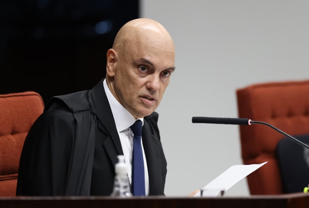 Moraes diz que Bolsonaro pode ser absolvido, mas seguirá inelegível moraes-diz-que-bolsonaro-pode-ser-absolvido,-mas-seguira-inelegivel
