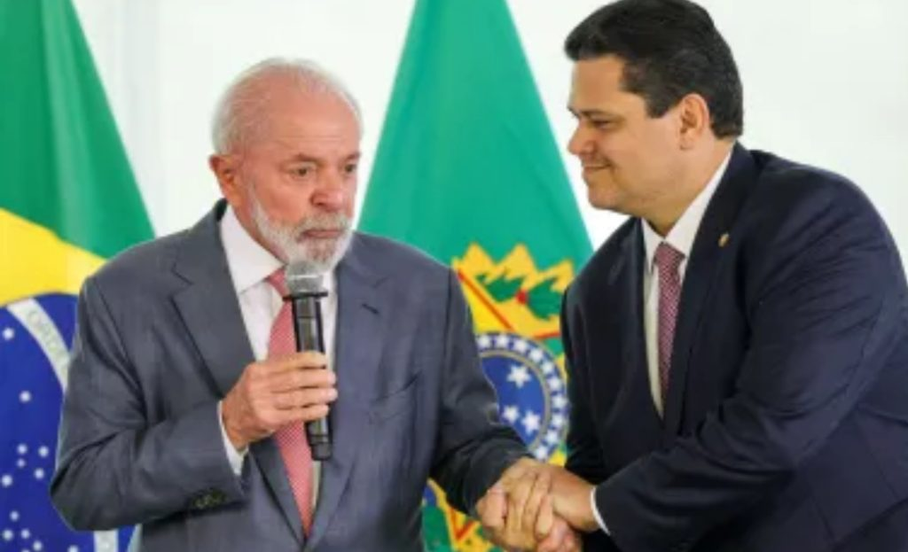 Lula vai se reunir com Alcolumbre antes de anunciar substituto de Juscelino lula-vai-se-reunir-com-alcolumbre-antes-de-anunciar-substituto-de-juscelino