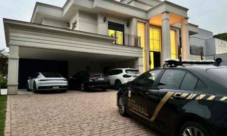 Duas jovens morrem atropeladas na faixa de pedestres em São Caetano do Sul (SP); motorista é preso duas-jovens-morrem-atropeladas-na-faixa-de-pedestres-em-sao-caetano-do-sul-(sp);-motorista-e-preso