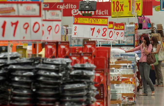 Inflação faz 58% dos brasileiros reduzirem compras de alimentos inflacao-faz-58%-dos-brasileiros-reduzirem-compras-de-alimentos