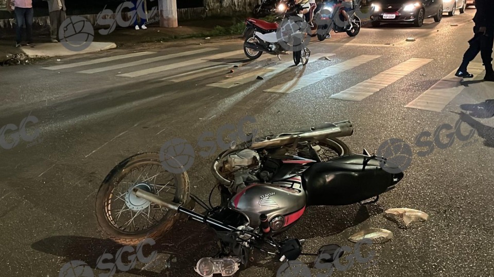 Três mulheres ficam feridas após colisão entre motocicletas tres-mulheres-ficam-feridas-apos-colisao-entre-motocicletas