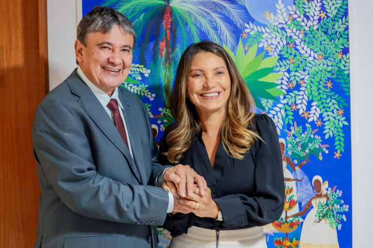Ministro defende que Janja continue representando Lula no exterior ministro-defende-que-janja-continue-representando-lula-no-exterior