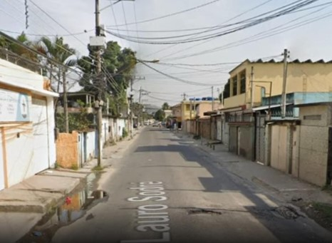 Traficantes cortam água de 2 mil pessoas no RJ e cobram ‘resgate’ traficantes-cortam-agua-de-2-mil-pessoas-no-rj-e-cobram-‘resgate’