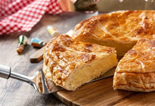 Três pessoas estão na UTI após comer torta em padaria de Belo Horizonte tres-pessoas-estao-na-uti-apos-comer-torta-em-padaria-de-belo-horizonte