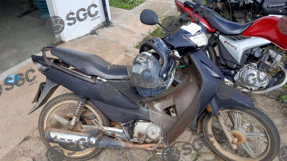 Polícia recupera motocicleta furtada e prende suspeito em flagrante policia-recupera-motocicleta-furtada-e-prende-suspeito-em-flagrante