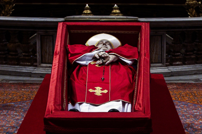 Velório do papa: 90 mil já se despediram de Francisco na Basílica de São Pedro velorio-do-papa:-90-mil-ja-se-despediram-de-francisco-na-basilica-de-sao-pedro
