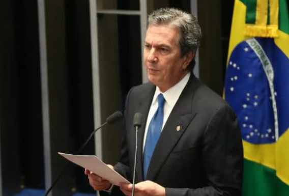 Collor passa primeira noite na prisão em Maceió collor-passa-primeira-noite-na-prisao-em-maceio