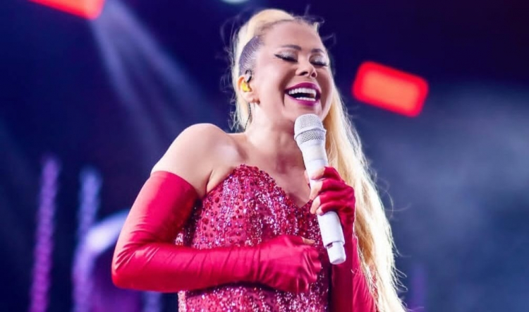 Joelma é internada em Goiânia após passar mal joelma-e-internada-em-goiania-apos-passar-mal