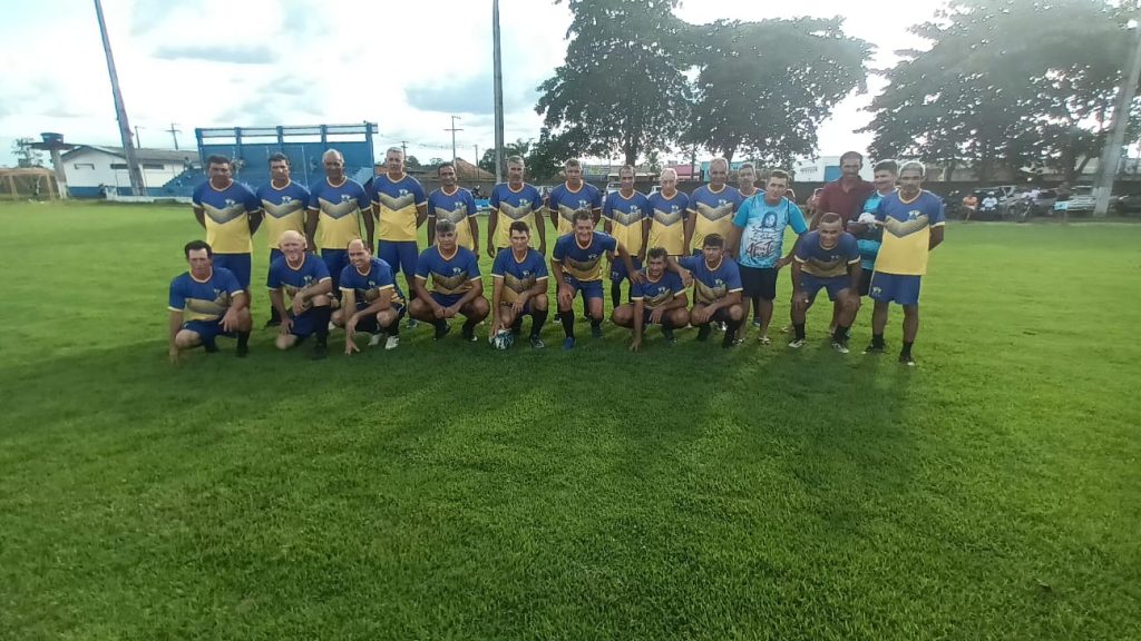 Alto Paraiso : jogo pela liga estadual de futebol Master, Amigos do Vale – VS- Buritis o time da casa venceu o buritis por 2 a 0 e continua na competição. (vídeo)