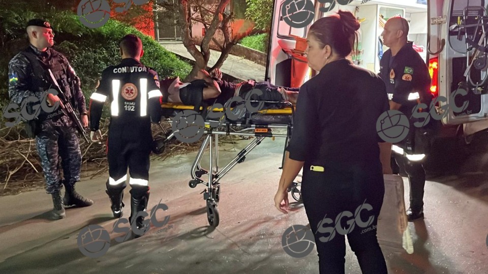 Motoboy fica gravemente ferido após colisão na Estrada do Santo Antônio motoboy-fica-gravemente-ferido-apos-colisao-na-estrada-do-santo-antonio