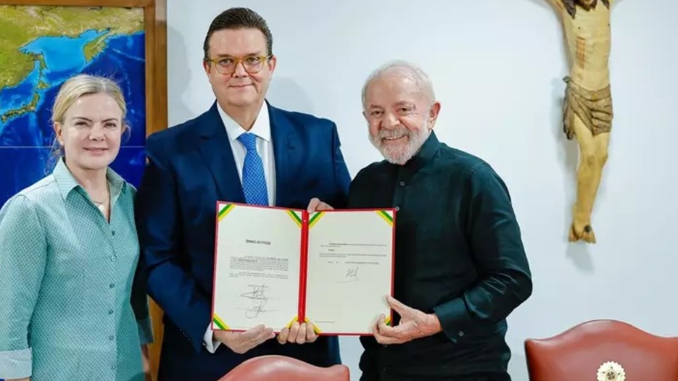 Após saída de Carlos Lupi, Wolney Queiroz é nomeado ministro da Previdência Social apos-saida-de-carlos-lupi,-wolney-queiroz-e-nomeado-ministro-da-previdencia-social