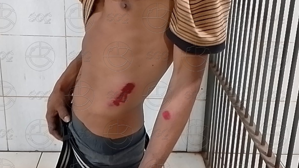 Homem é contido com bala de borracha após ameaçar a própria mãe homem-e-contido-com-bala-de-borracha-apos-ameacar-a-propria-mae