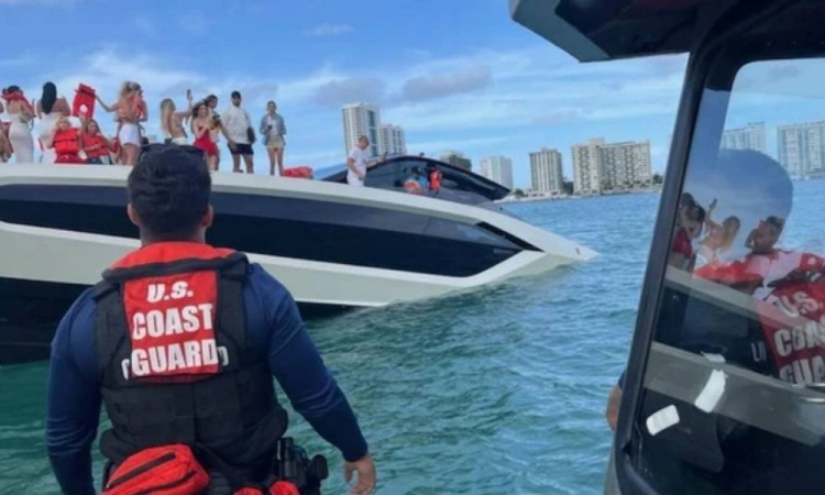 Autoridades resgatam 32 pessoas em Miami após naufrágio de iate autoridades-resgatam-32-pessoas-em-miami-apos-naufragio-de-iate