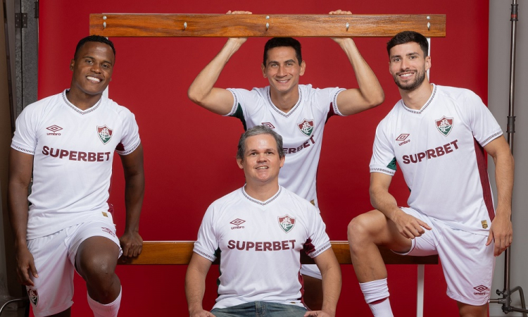 Fluminense lança novo uniforme dois que será usado Mundial de Clubes da Fifa, nos EUA fluminense-lanca-novo-uniforme-dois-que-sera-usado-mundial-de-clubes-da-fifa,-nos-eua