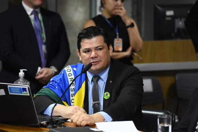 Deputado Gilvan da Federal tem mandato suspenso por três meses por ofensas a Gleisi Hoffmann deputado-gilvan-da-federal-tem-mandato-suspenso-por-tres-meses-por-ofensas-a-gleisi-hoffmann