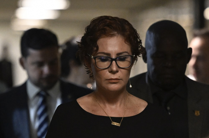 Primeira Turma do STF chega a quatro votos para condenar Zambelli a prisão e perda de mandato primeira-turma-do-stf-chega-a-quatro-votos-para-condenar-zambelli-a-prisao-e-perda-de-mandato