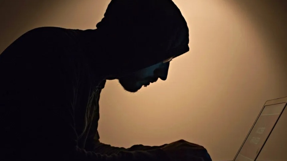 Criminosos oferecem dinheiro por automutilação em comunidades online criminosos-oferecem-dinheiro-por-automutilacao-em-comunidades-online