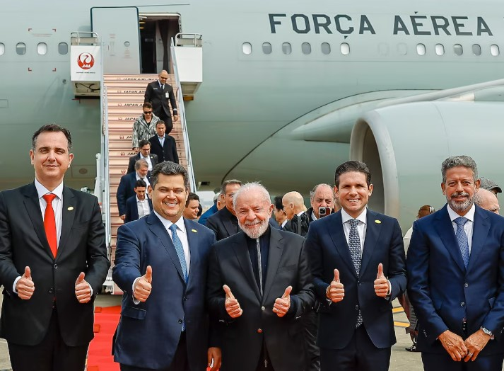 Lula levou Janja e mais 220 pessoas ao Japão, em março, ao custo de R$ 4,5 milhões lula-levou-janja-e-mais-220-pessoas-ao-japao,-em-marco,-ao-custo-de-r$-4,5-milhoes