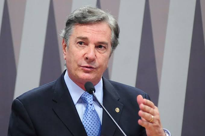Moraes determina suspensão de passaporte diplomático de Collor moraes-determina-suspensao-de-passaporte-diplomatico-de-collor