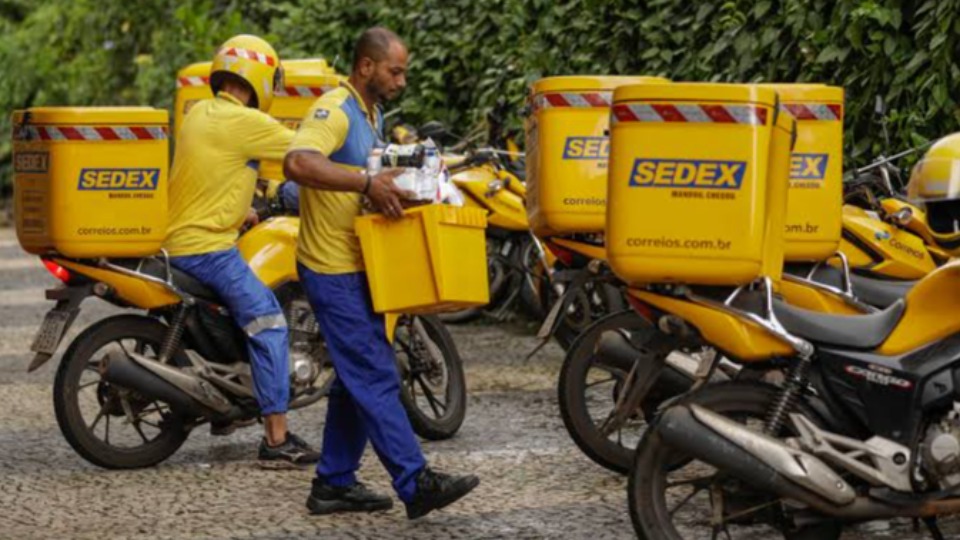 Após prejuízo, Correios cortam jornada e prorrogam programa de demissão voluntária apos-prejuizo,-correios-cortam-jornada-e-prorrogam-programa-de-demissao-voluntaria