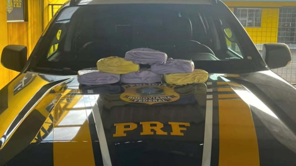 Operação da PRF apreende mais de 7 kg de pasta-base de cocaína em Ji-Paraná (RO) operacao-da-prf-apreende-mais-de-7-kg-de-pasta-base-de-cocaina-em-ji-parana-(ro)