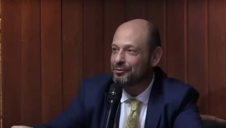 Fraude no INSS: 473,9 mil aposentados e pensionistas não reconheceram descontos fraude-no-inss:-473,9-mil-aposentados-e-pensionistas-nao-reconheceram-descontos