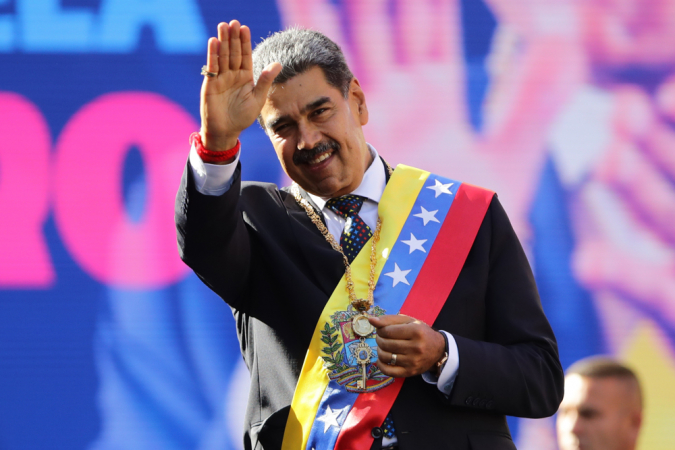 Maduro agradece Trump pelo retorno à Venezuela de uma menina separada dos pais maduro-agradece-trump-pelo-retorno-a-venezuela-de-uma-menina-separada-dos-pais