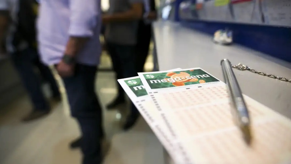 Ninguém acerta a Mega-Sena e prêmio está acumulado em R$ 68 milhões ninguem-acerta-a-mega-sena-e-premio-esta-acumulado-em-r$-68-milhoes