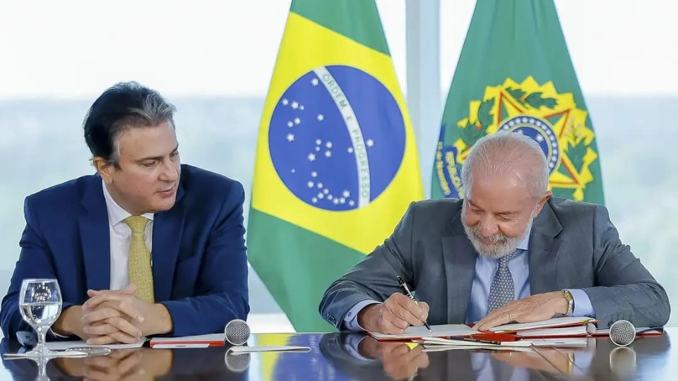 MEC proíbe educação à distância em Direito e mais quatro graduações mec-proibe-educacao-a-distancia-em-direito-e-mais-quatro-graduacoes