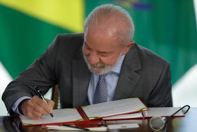 Medicina, Direito e mais: decreto de Lula proíbe aulas à distância em 5 cursos; veja novas regras medicina,-direito-e-mais:-decreto-de-lula-proibe-aulas-a-distancia-em-5-cursos;-veja-novas-regras