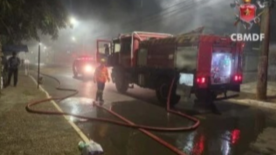 Idosa sofre queimaduras de primeiro e segundo grau após incêndio idosa-sofre-queimaduras-de-primeiro-e-segundo-grau-apos-incendio