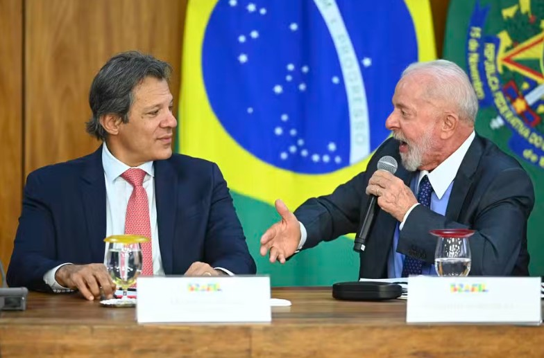 Sob Lula, arrecadação com IOF supera R$ 70 bilhões e bate recorde sob-lula,-arrecadacao-com-iof-supera-r$-70-bilhoes-e-bate-recorde