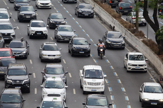 Câmara aprova ‘botão do pânico’ em aplicativos de transporte camara-aprova-‘botao-do-panico’-em-aplicativos-de-transporte