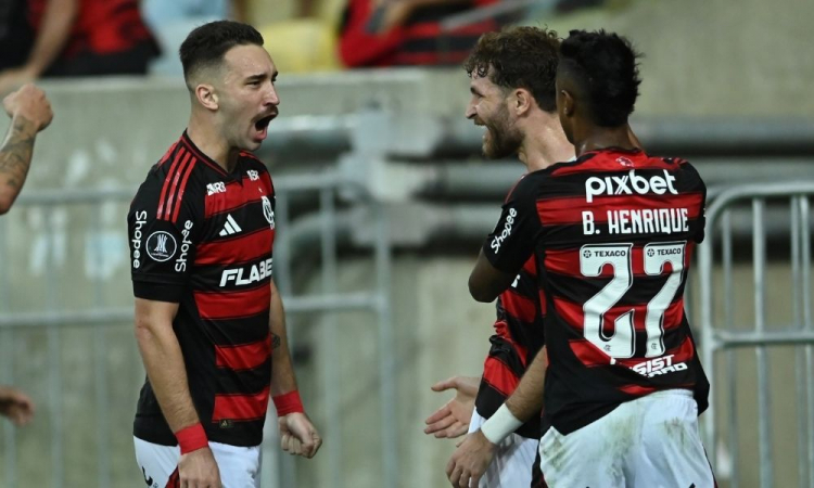 Sob olhares de Ancelotti, Flamengo sofre, mas vence Táchira e vai às oitavas da Libertadores sob-olhares-de-ancelotti,-flamengo-sofre,-mas-vence-tachira-e-vai-as-oitavas-da-libertadores