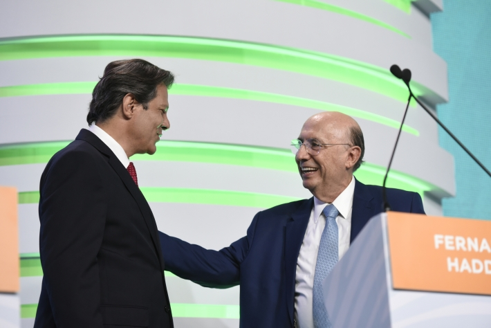 Meirelles critica gastos, mas diz que Haddad faz o “melhor possível” meirelles-critica-gastos,-mas-diz-que-haddad-faz-o-“melhor-possivel”