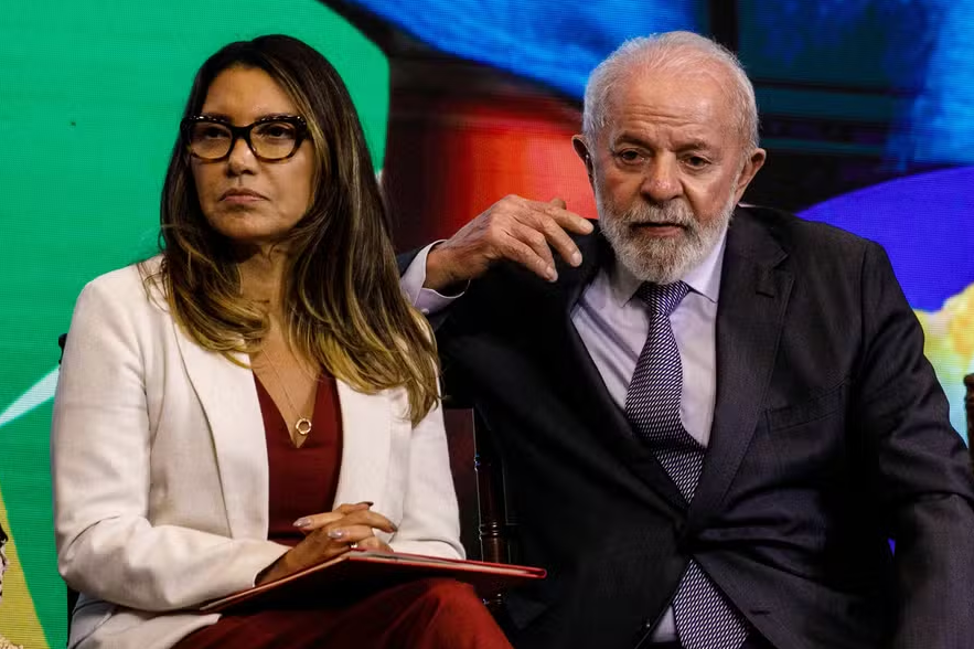 Crises e falas de Janja ajudaram Lula a perder um milhão de seguidores em seis meses crises-e-falas-de-janja-ajudaram-lula-a-perder-um-milhao-de-seguidores-em-seis-meses