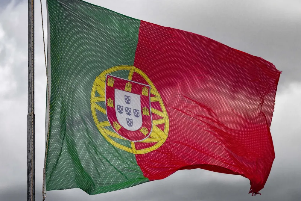 Mais de 5 mil brasileiros poderão ser expulsos de Portugal, diz ministro mais-de-5-mil-brasileiros-poderao-ser-expulsos-de-portugal,-diz-ministro
