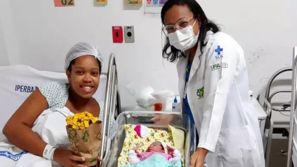 Mulher dá à luz sem saber que estava grávida em UPA mulher-da-a-luz-sem-saber-que-estava-gravida-em-upa