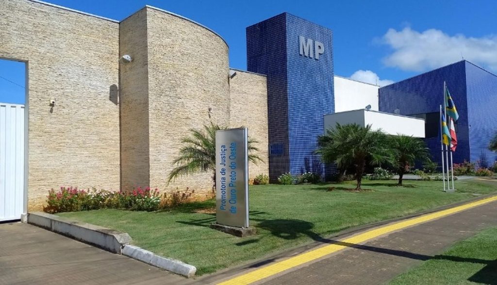 Líderes de facção são condenados por mandar matar integrante que quebrou regras em RO lideres-de-faccao-sao-condenados-por-mandar-matar-integrante-que-quebrou-regras-em-ro