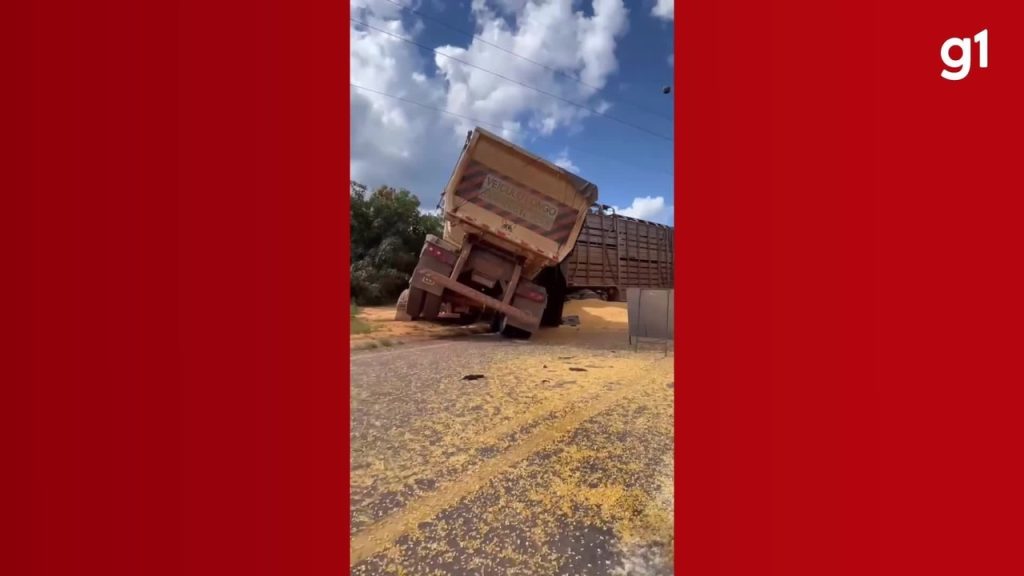 VÍDEO: Homem morre preso às ferragens após acidente entre carreta e caminhão na BR-435 em RO video:-homem-morre-preso-as-ferragens-apos-acidente-entre-carreta-e-caminhao-na-br-435-em-ro
