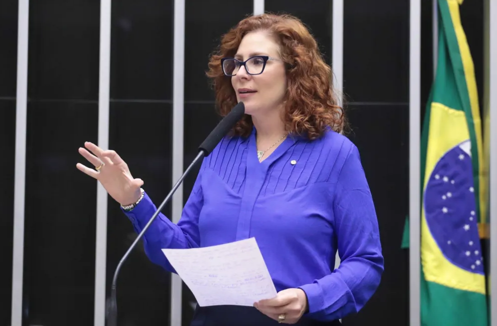 Pedido de extradição de Carla Zambelli já está na Itália pedido-de-extradicao-de-carla-zambelli-ja-esta-na-italia