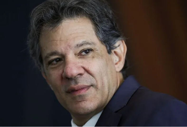 Haddad diz ter “propósito” com fiscal e até imita Lula em evento reservado haddad-diz-ter-“proposito”-com-fiscal-e-ate-imita-lula-em-evento-reservado
